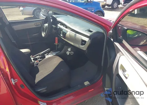 2015 Toyota Corolla Le z USA, uszkodzony, nr VIN 2T1BURHE8FC351416